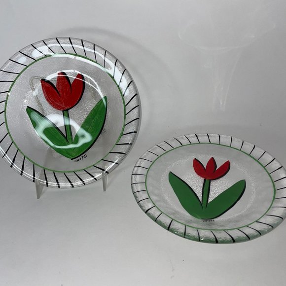 KOSTA BODA Sweden Red Tulip 7 1/2 KOSTA BODA Sweden Red Tulip 7 1/2\